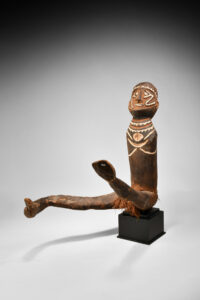 Fine Old New Guinea Imunu  Spirit Figure, Papuan Gulf Area Papua New Guinea